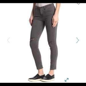 AG THE PRIMA CIGARETTE LEG